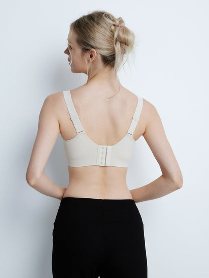 胸を小さく見せるブラ 小さく見せる ブラ