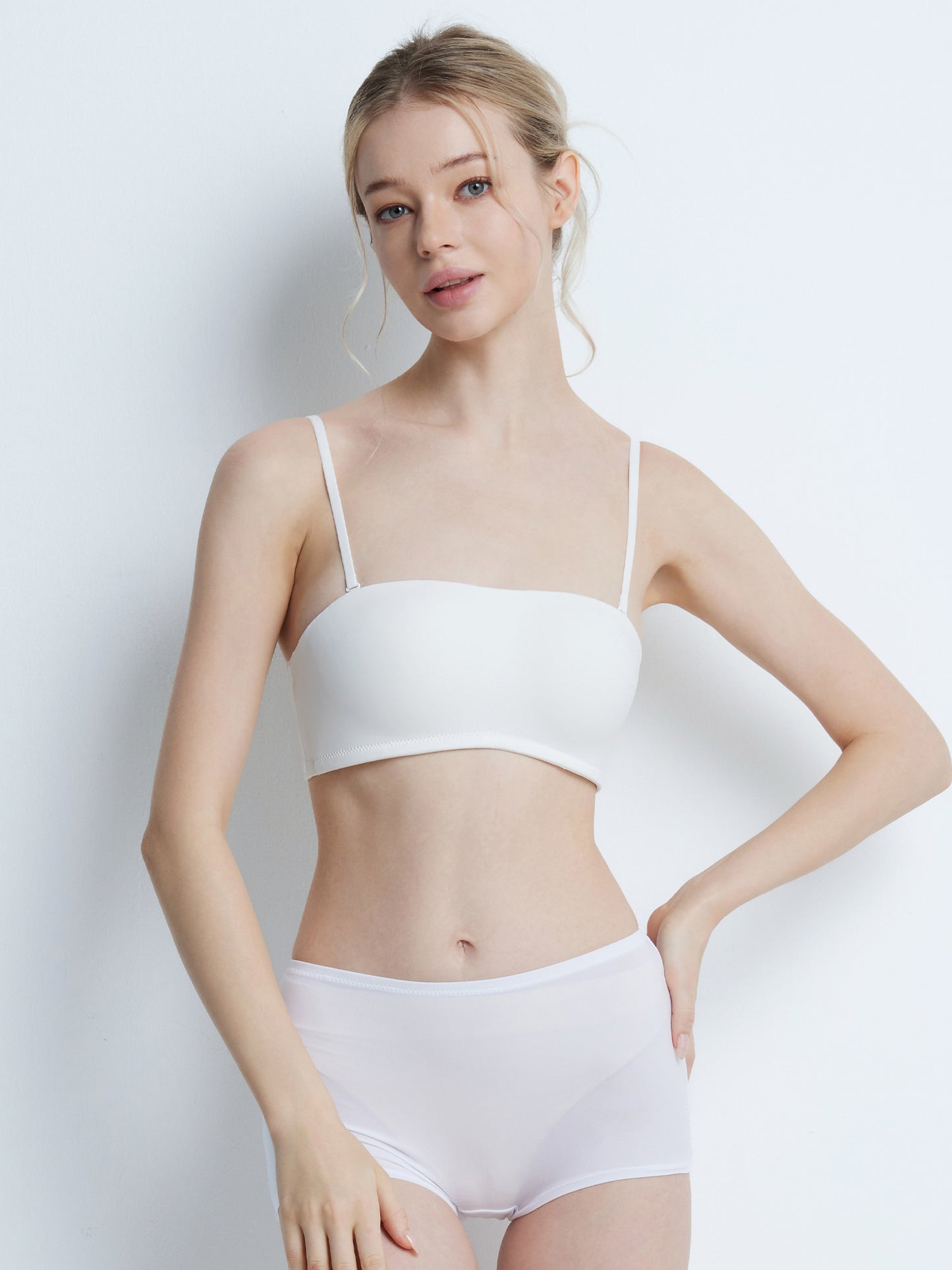 2way ストラップレスブラ 落ちない ずれない 紐なしブラ