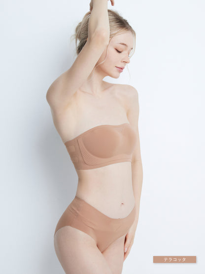 Softcute ストラップレスブラ